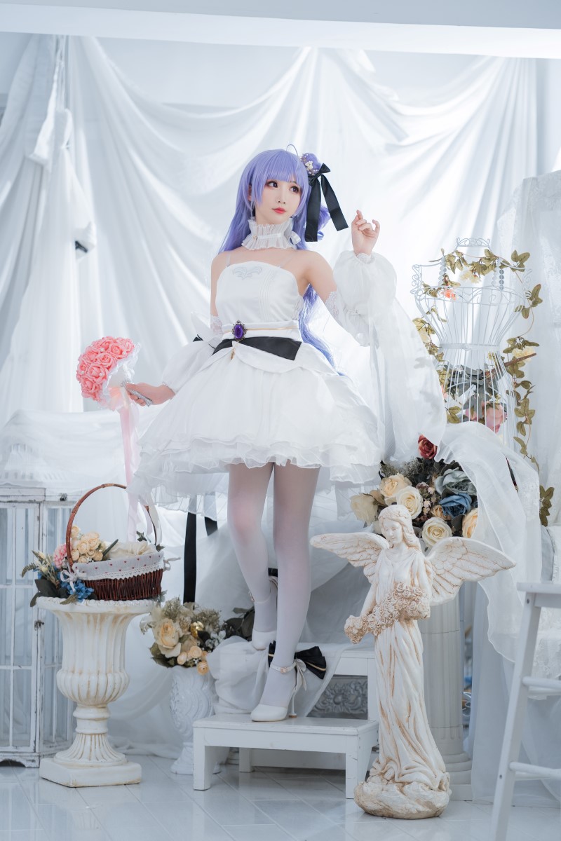 网红Coser@面饼仙儿 独角兽婚纱 [14P/129MB]