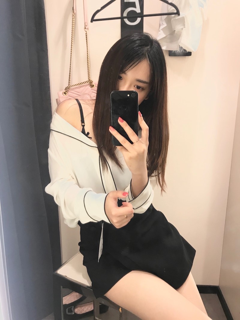 网红哈比@哈比美腿套图系列一 [180P/121M]