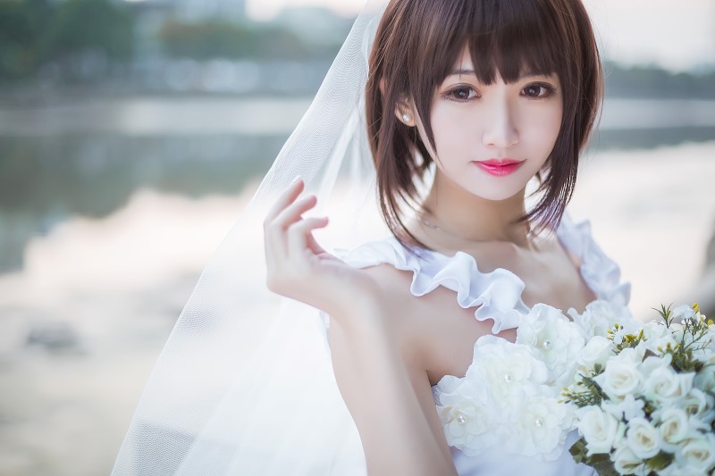 网红Coser@鳗鱼霏儿 – 圣人惠之婚纱[10P/122MB]