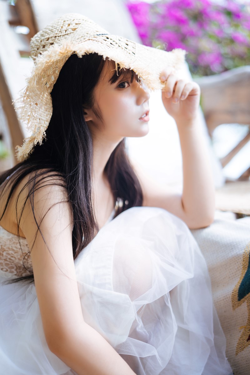 [喵糖映画]VOL.305 静夏白裙 [34P/719MB]