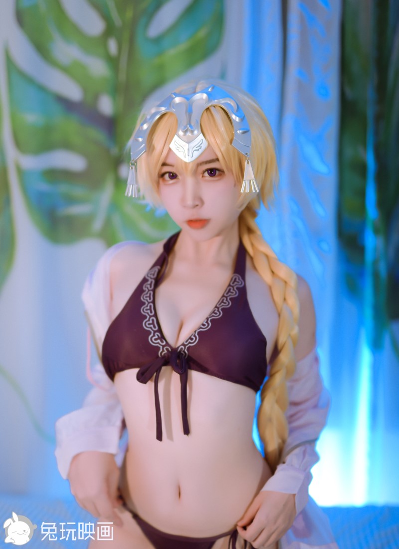 兔玩映画 C 252 泳装蕾姆和贞德 [40P/491MB]