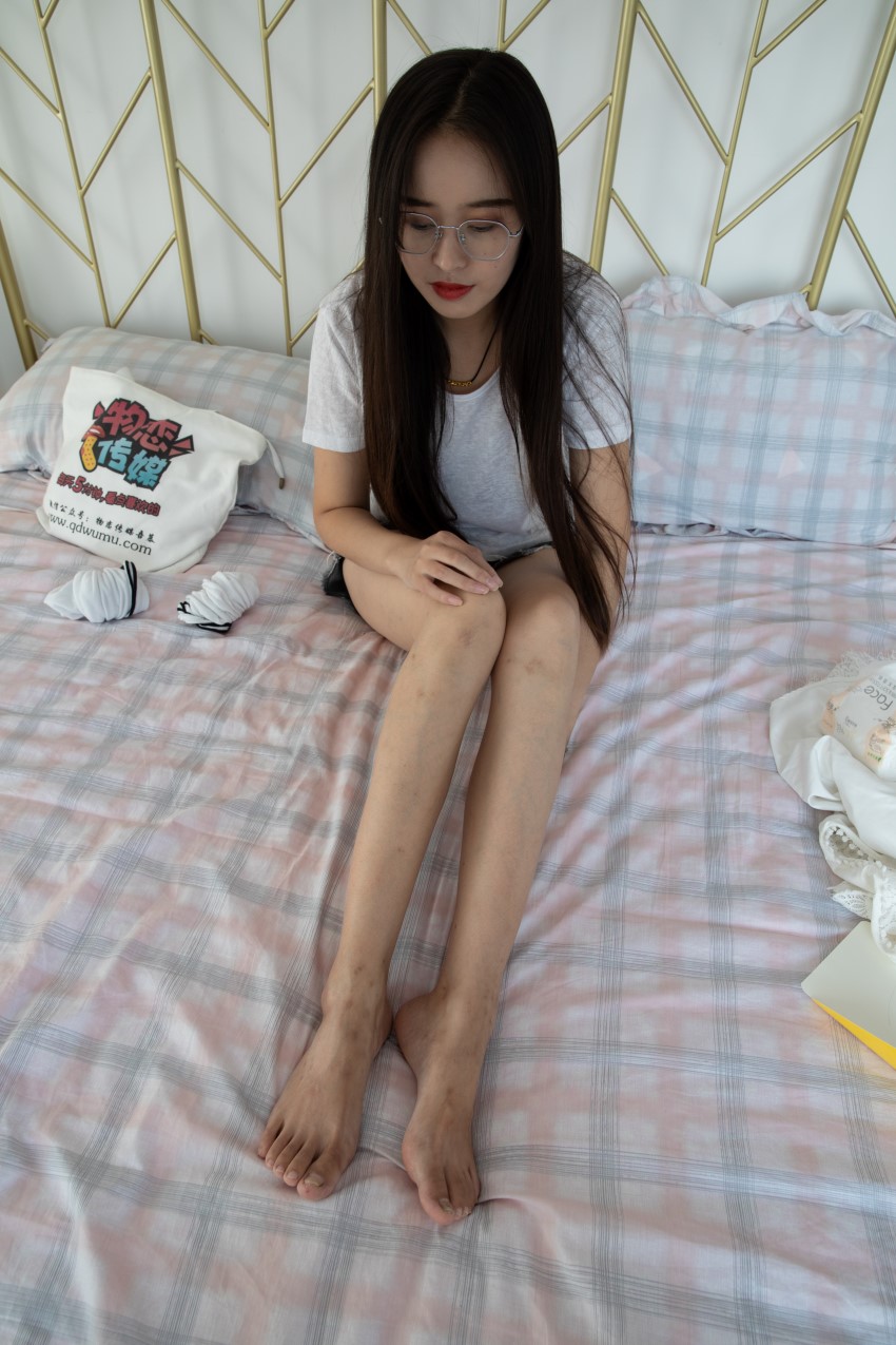 物恋传媒 NO.521 菲菲-眉宇成川 [143P/1V/4.01G]