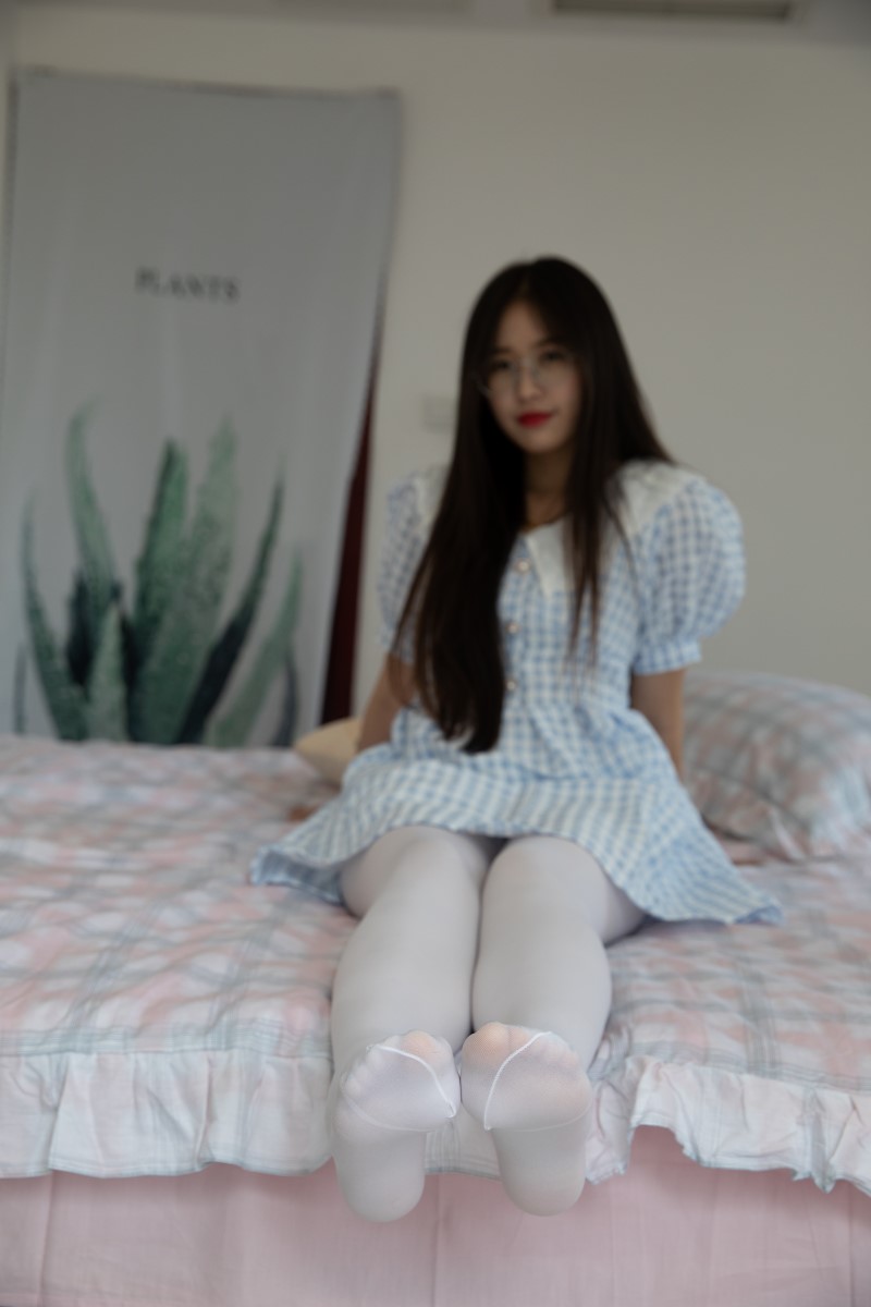 物恋传媒 NO.487 菲菲-青春剪影 [141P/1V/3.49G]