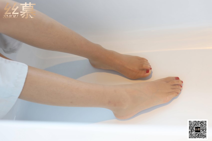 丝慕写真 SM410 天天一元 茗茗《法兰绒浴袍》[61P/141MB]