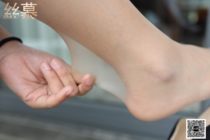 丝慕写真 SM404 天天一元 文欣《晒晒腿》[75P/155MB]