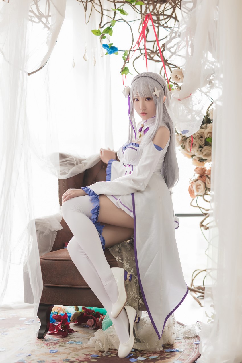 瓜希酱 - 艾米莉亚[16P/62MB]