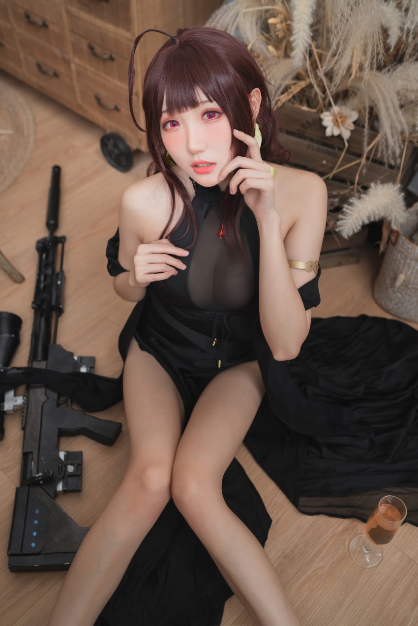 微博COS@瓜希酱 - DSR[16P/80MB]