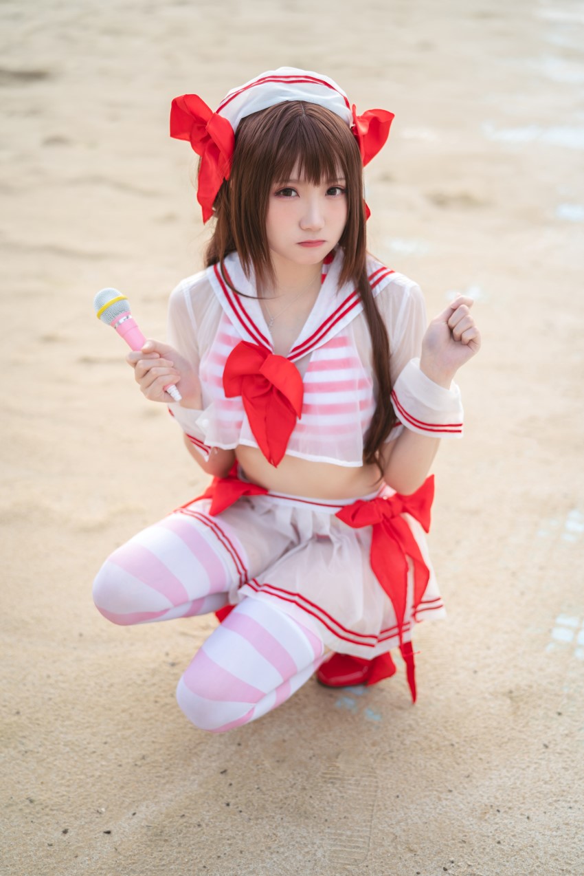 瓜希酱 – 岛村卯月 泳衣 [30P/144MB]