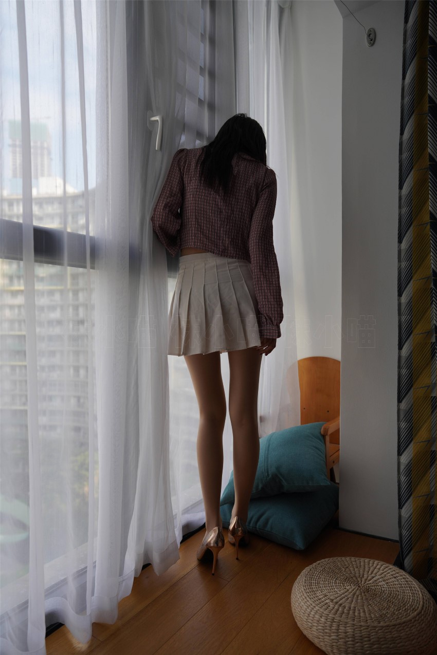 [KittyWawa袜小喵]KT269《清新小格子》[99P/128MB]