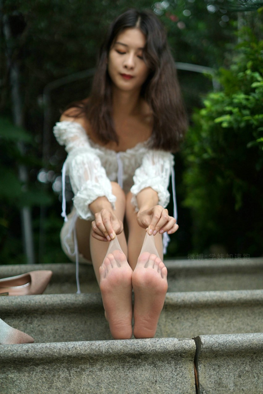 [学妹加速跑]XM096《秋游的小七》[92P/1V/223MB]