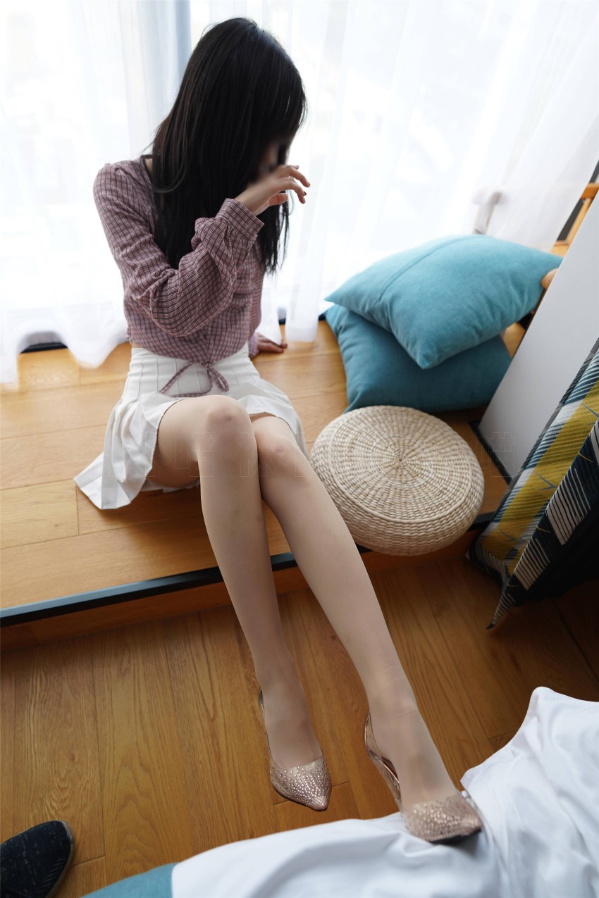 [KittyWawa袜小喵]KT269《清新小格子》[99P/128MB]