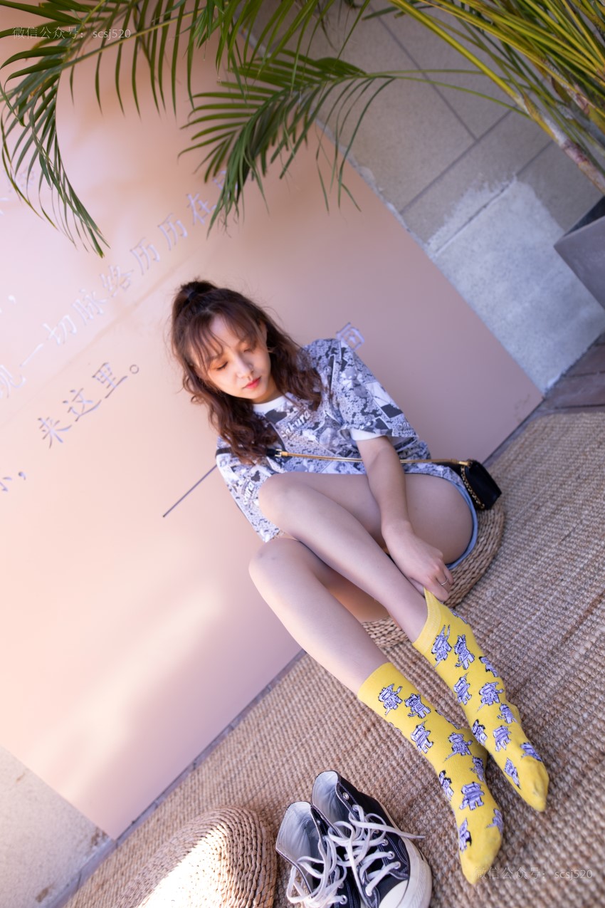 [LSS山茶摄影]NO.242 丝袜穿搭85 [80P/488MB]