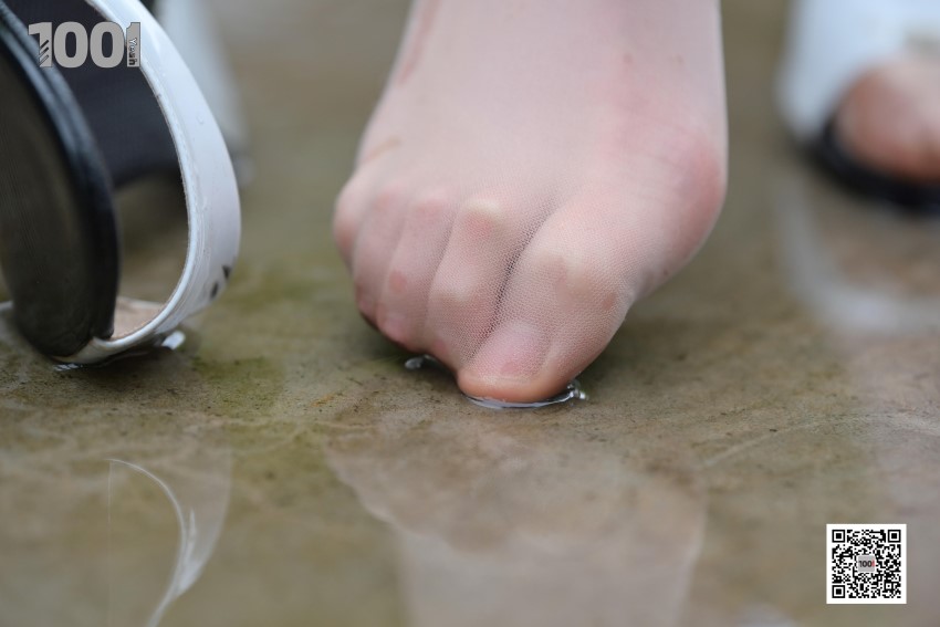 [IESS异思趣向]一千零一夜 162《雨中漫步2》[74P/83MB]