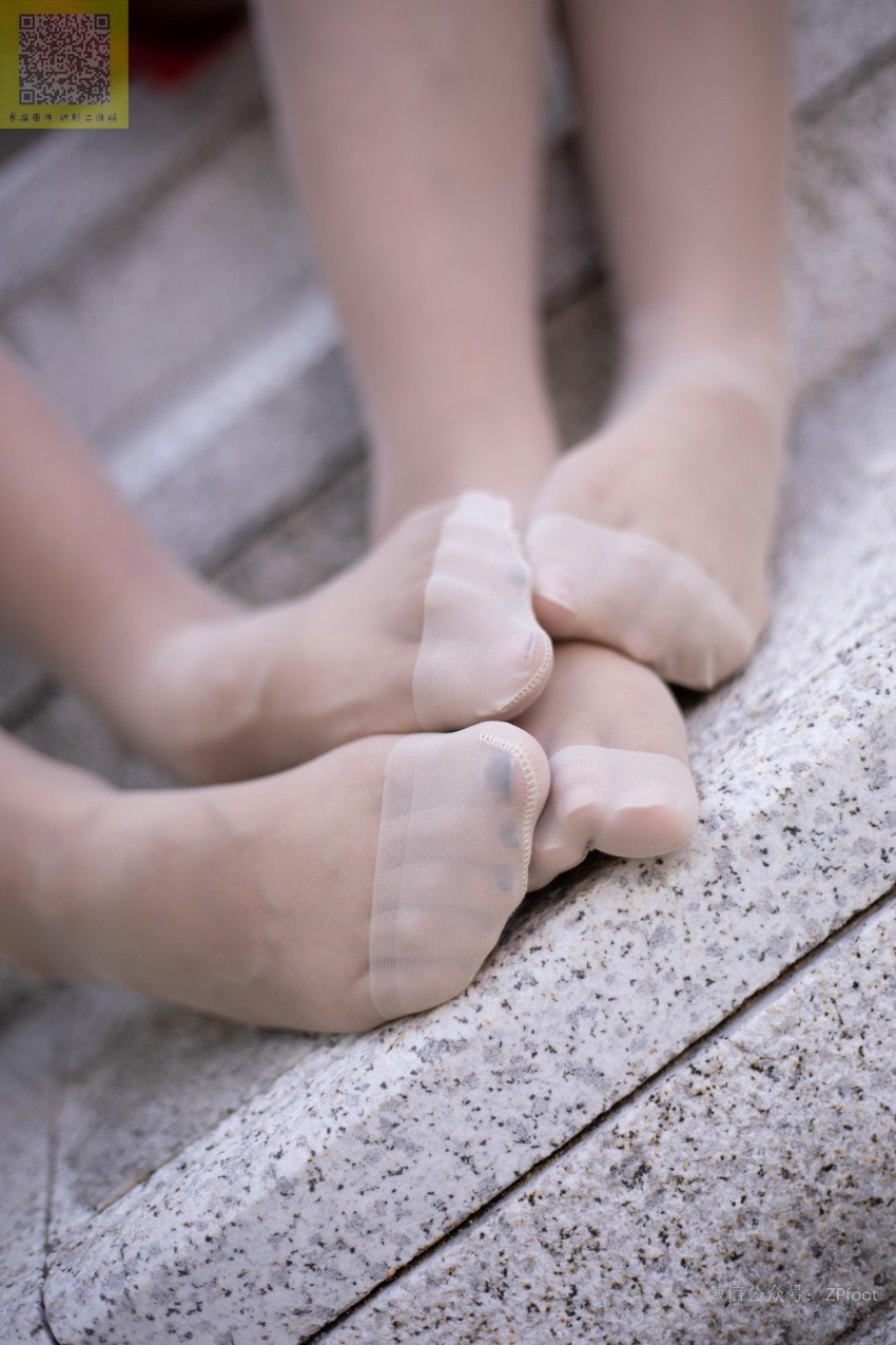 [LSS山茶摄影]NO.235 丝袜穿搭78 [76P/175MB]