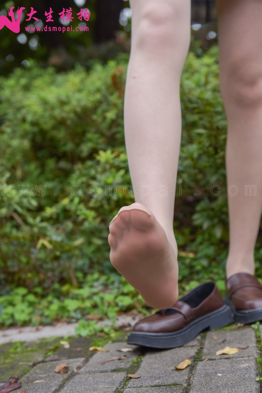 大生模拍 NO.211 小月 白嫩JK [52P/266MB]