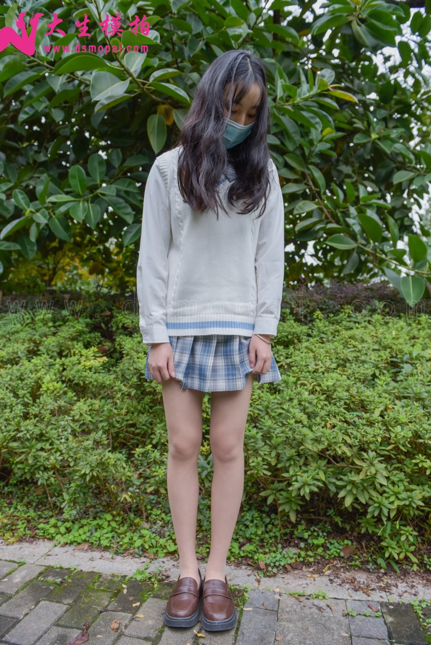 大生模拍 NO.211 小月 白嫩JK [52P/266MB]