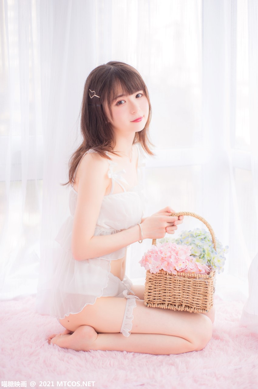 [喵糖映画]VOL.351 泡泡粉裙 [22P/99.5MB]