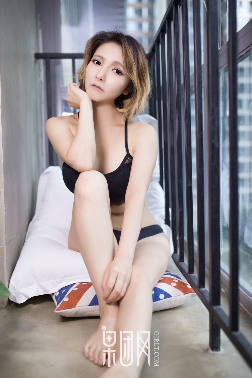 [Girlt果团网]2017.07.22 NO.037 日本女老师[50P/294M]