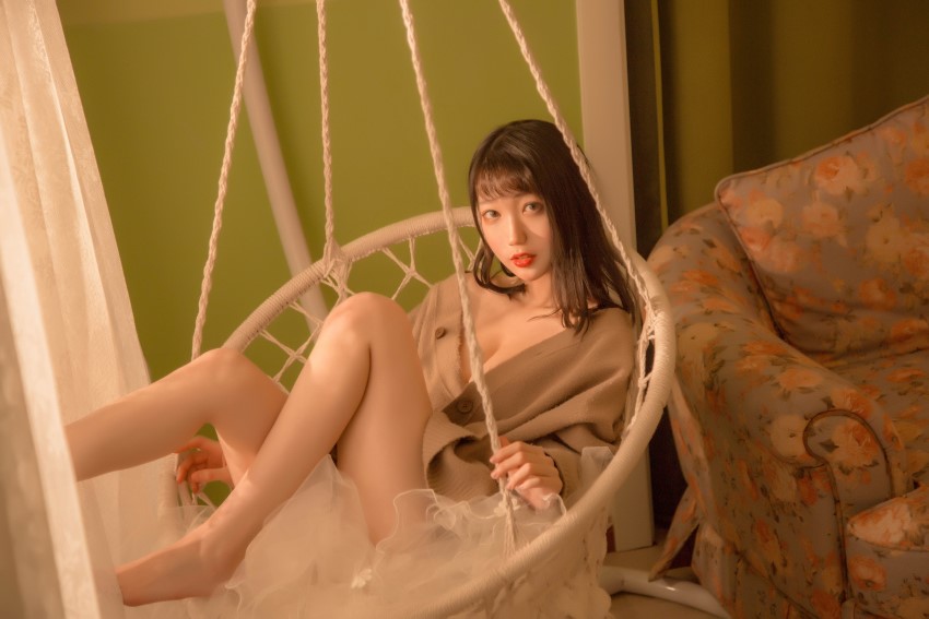 周叽是可爱兔兔 - 复古毛衣[19P/163MB]