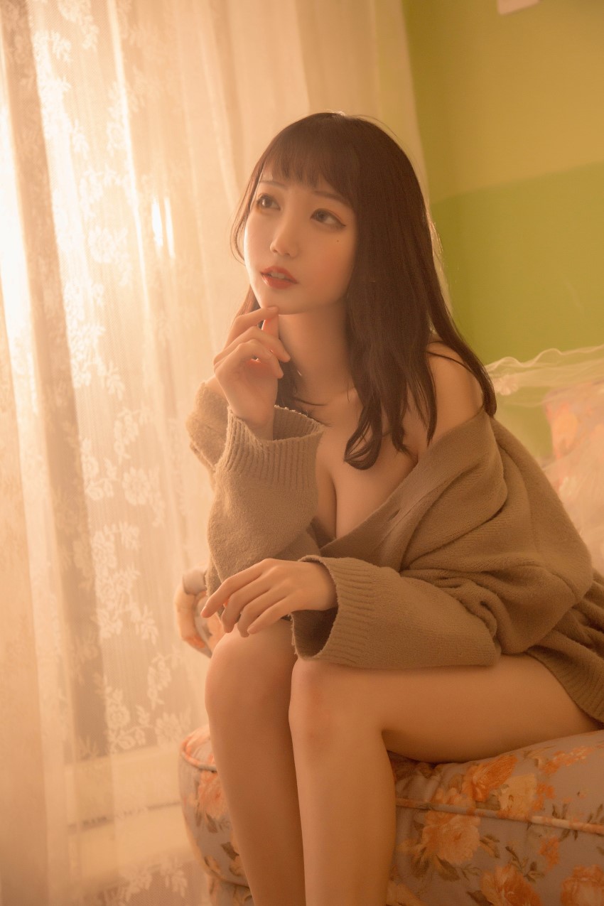 周叽是可爱兔兔 - 复古毛衣[19P/163MB]