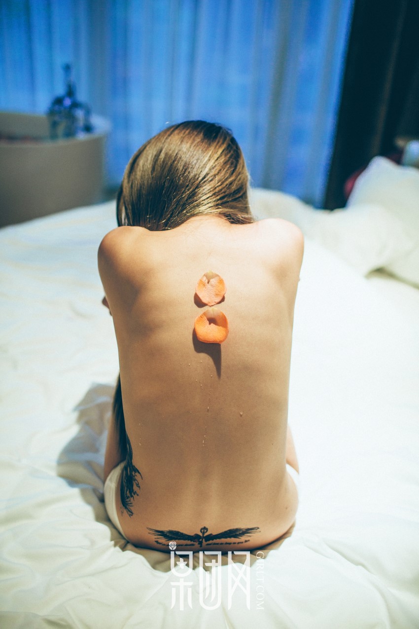 [Girlt果团网]2017.09.17 NO.069 居室少女Anne寂寞等候 [58P/789MB]