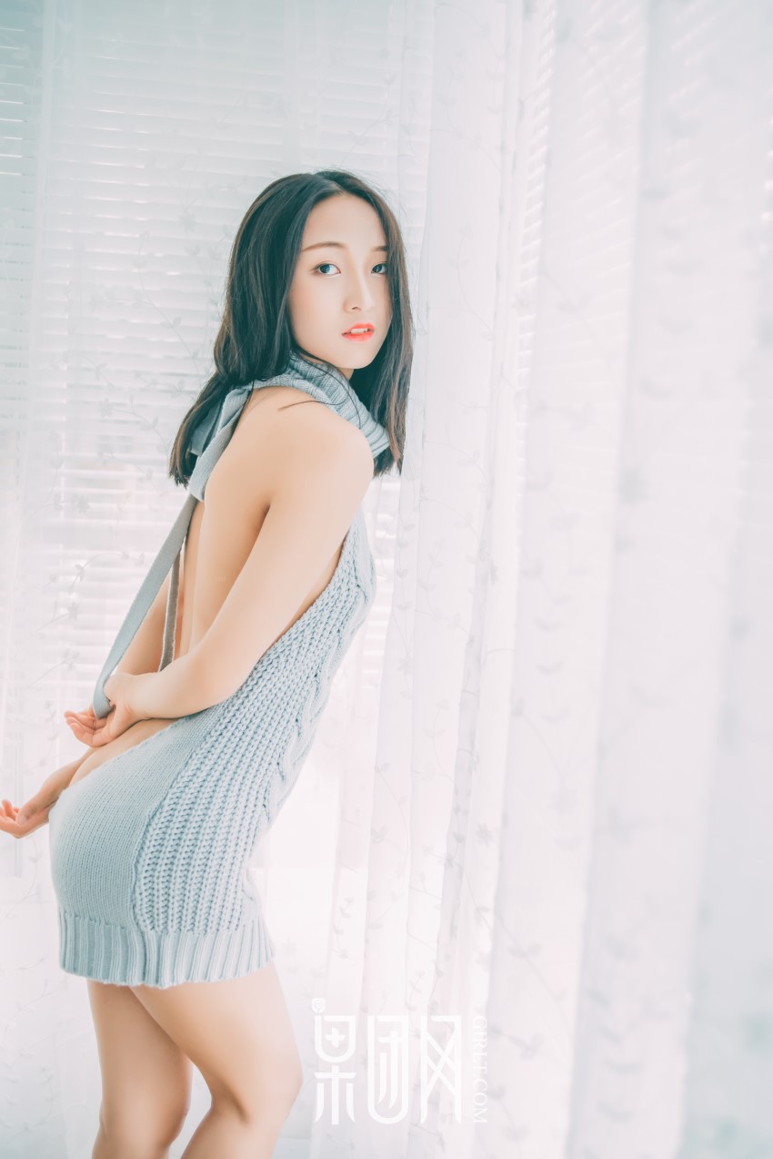 [Girlt果团网]2017.11.18 NO.094 虎牙主播肉肉 [41P/302MB]