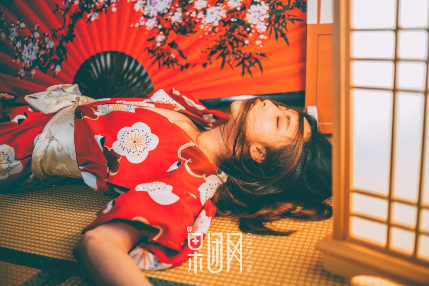 [Girlt果团网]2017.09.08 NO.065 霓虹深处歌舞妓媚眼如丝 [41P/660MB]