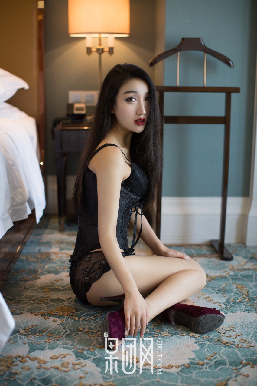 [Girlt果团网]2017.08.12 NO.050 性感火辣王争 [45P/401MB]