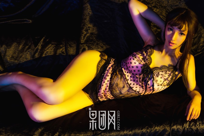 [Girlt果团网]2017.11.18 NO.095 宓兔兔er [51P/712MB]