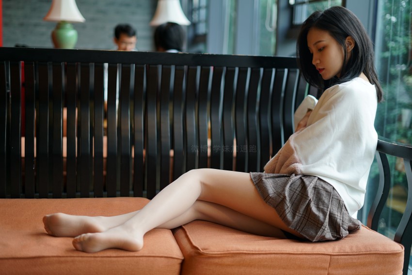 [学妹加速跑]XM101《35码の美-腿腿》 [100P/1V/836MB]