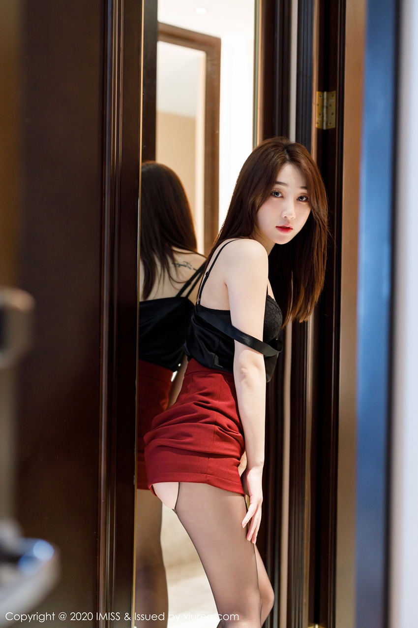 [IMiss爱蜜社]IMS20200409VOL0459 2020.04.09 VOL.459 性感服饰搭配黑丝 九月生_[80+1P/181M]