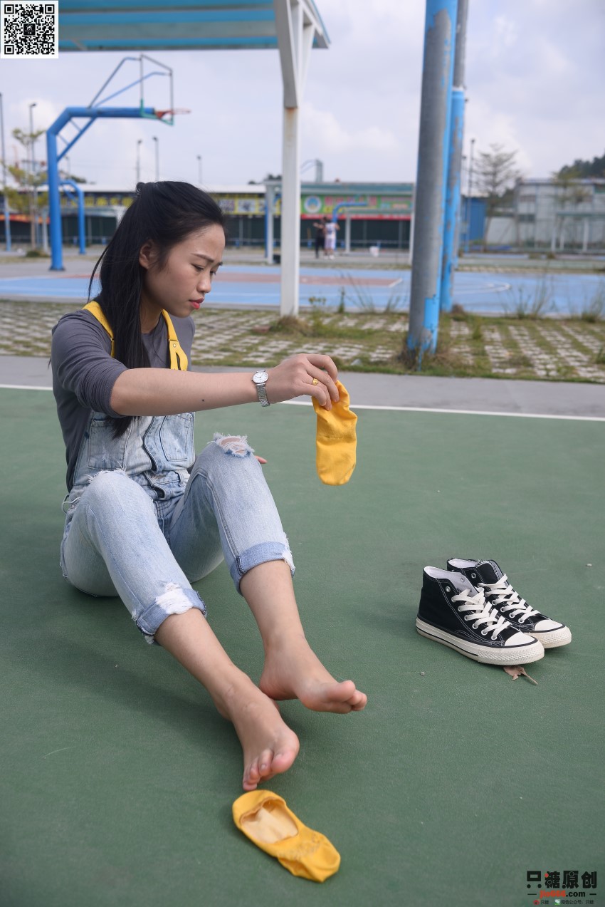 [只糖棉袜]NO.232 芊芊 比夏天还要温暖 [144P/1V/698MB]