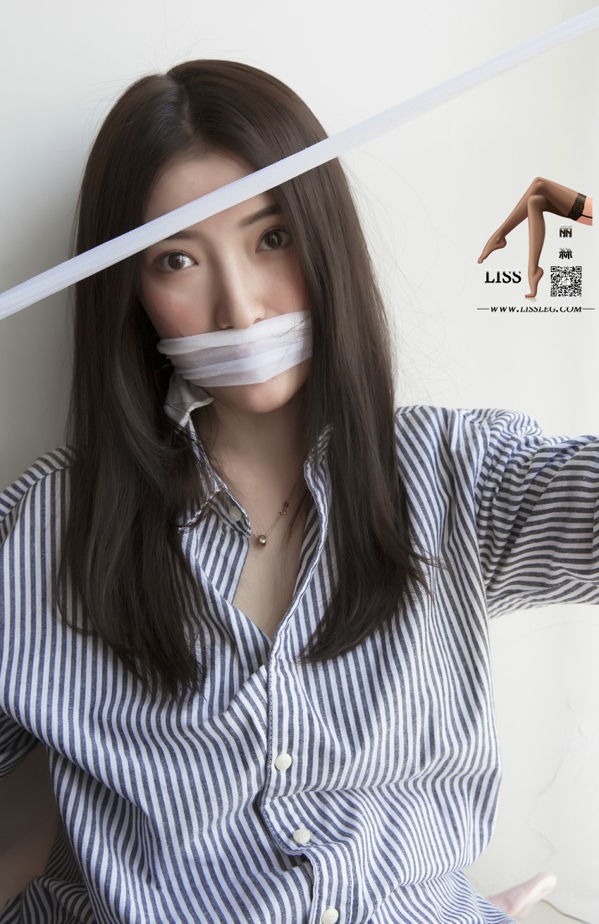 [LISS丽丝映像]NO.009 莎莎小姐 情蜜玉足 白蕾丝筒袜与超薄肉丝[91P/106M]