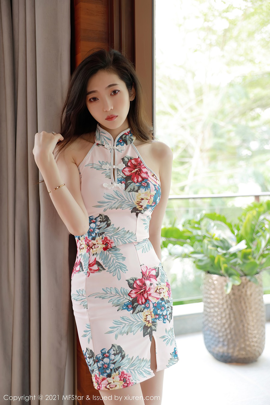 [MFStar模范学院]2021.01.04 VOL.431 安琪Yee[45+1P/433MB]