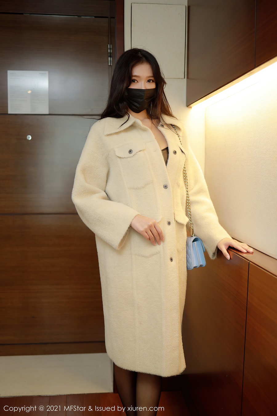 [MFStar模范学院]2021.01.22 VOL.445 娜比[44+1P/491MB]