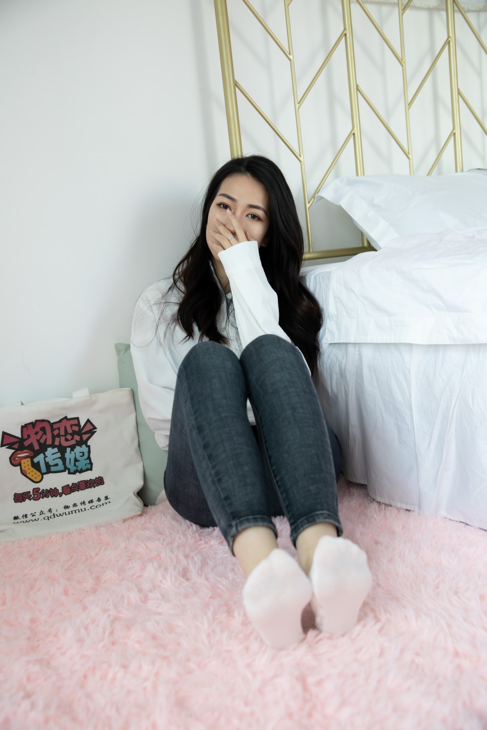 物恋传媒 NO.646 小茶-宜诗宜酒[167P+1V/3.8G]