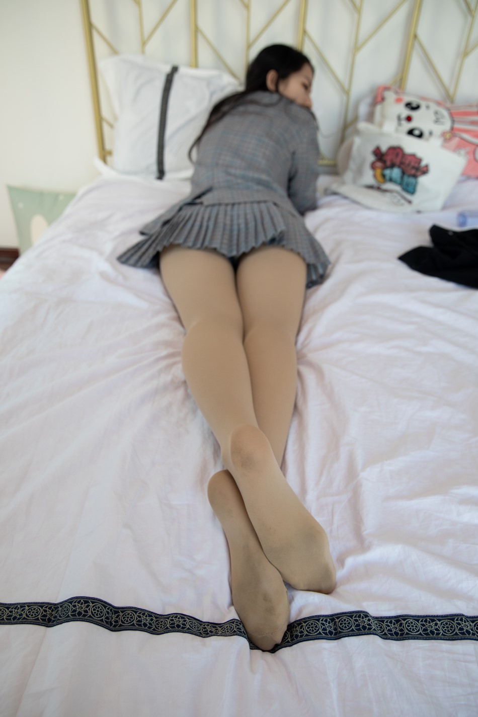 物恋传媒 NO.650 小茶-杯酒泪痕[151P/1V/3.79G]