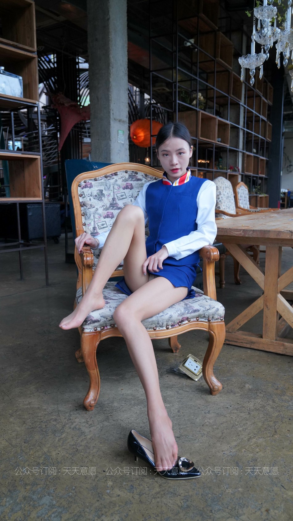 [IESS异思趣向] 耽丝 小六的蓝色套装展示 [73P/63MB]