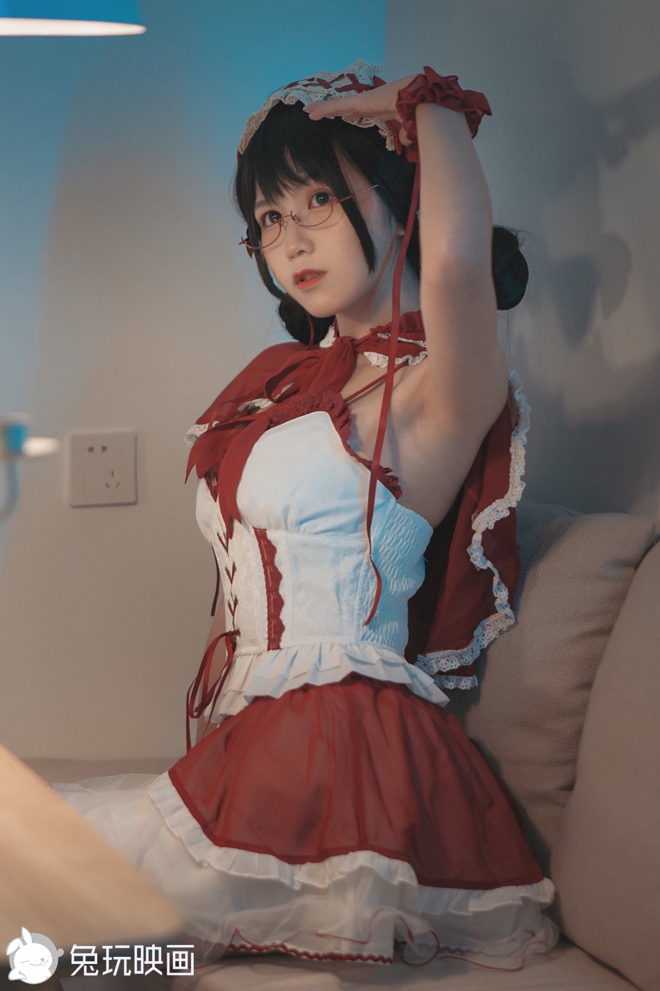 兔玩映画 C41.007 童话镇小红帽 [34P/171MB]