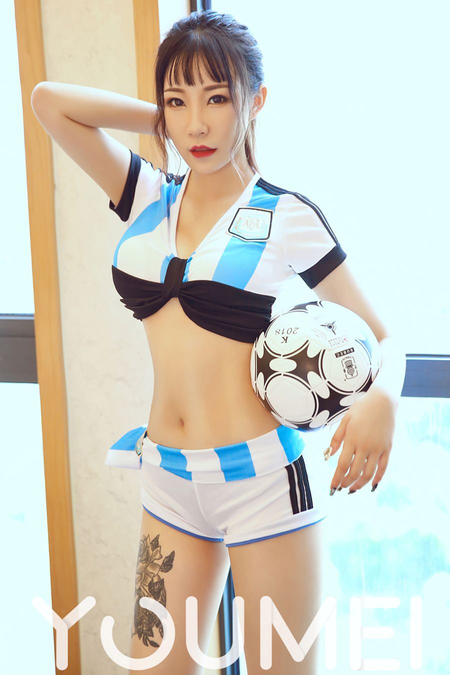 [YouMei尤美]2018.06.13 VOL.018 雄鹰之恋 团团[7+1P/9M]