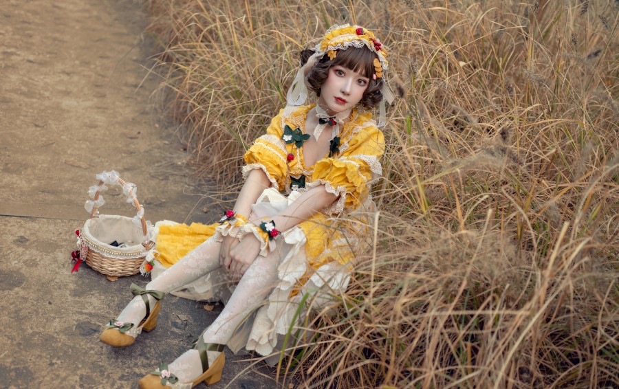 阿包也是兔娘 - lolita黄裙[12P/97MB]