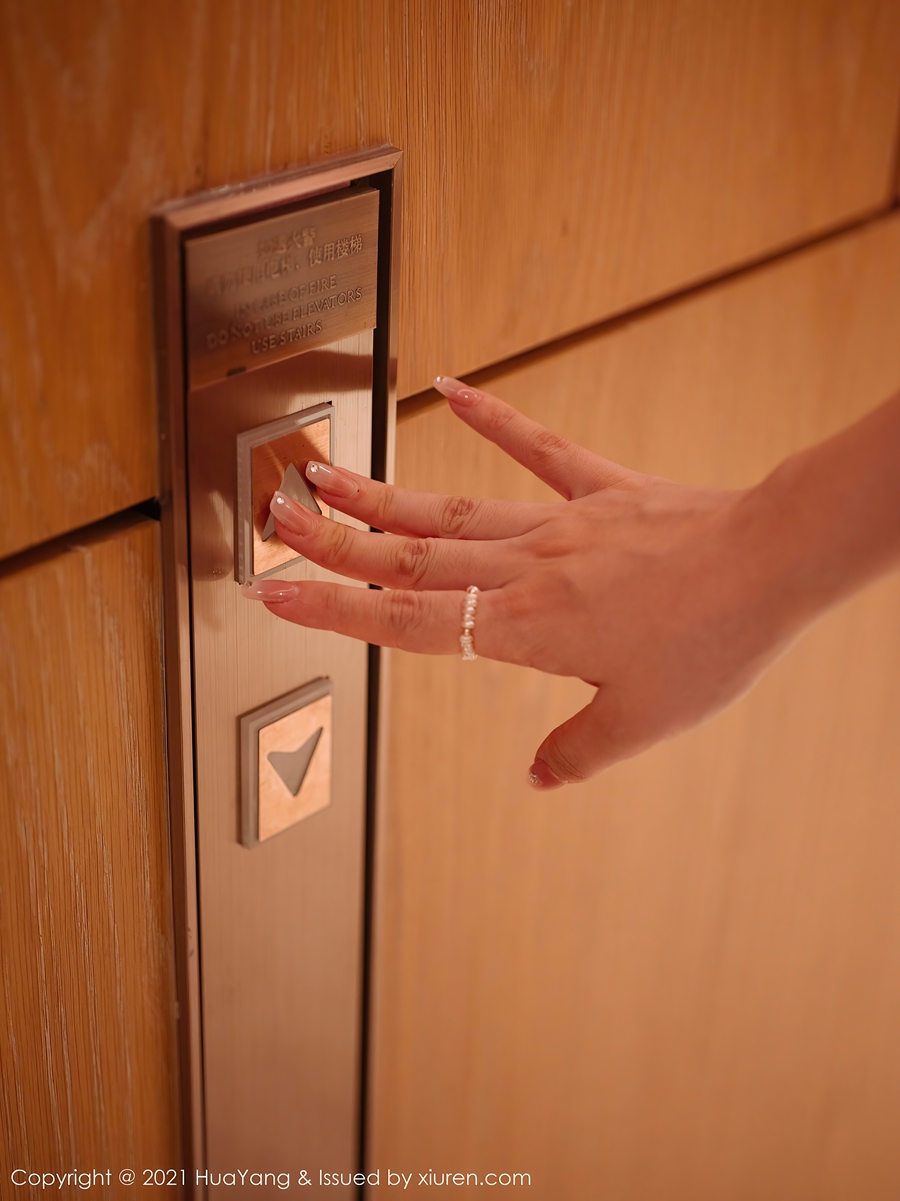 [HuaYang花漾show]2021.02.25 VOL.368 王雨纯[54+1P/602MB]