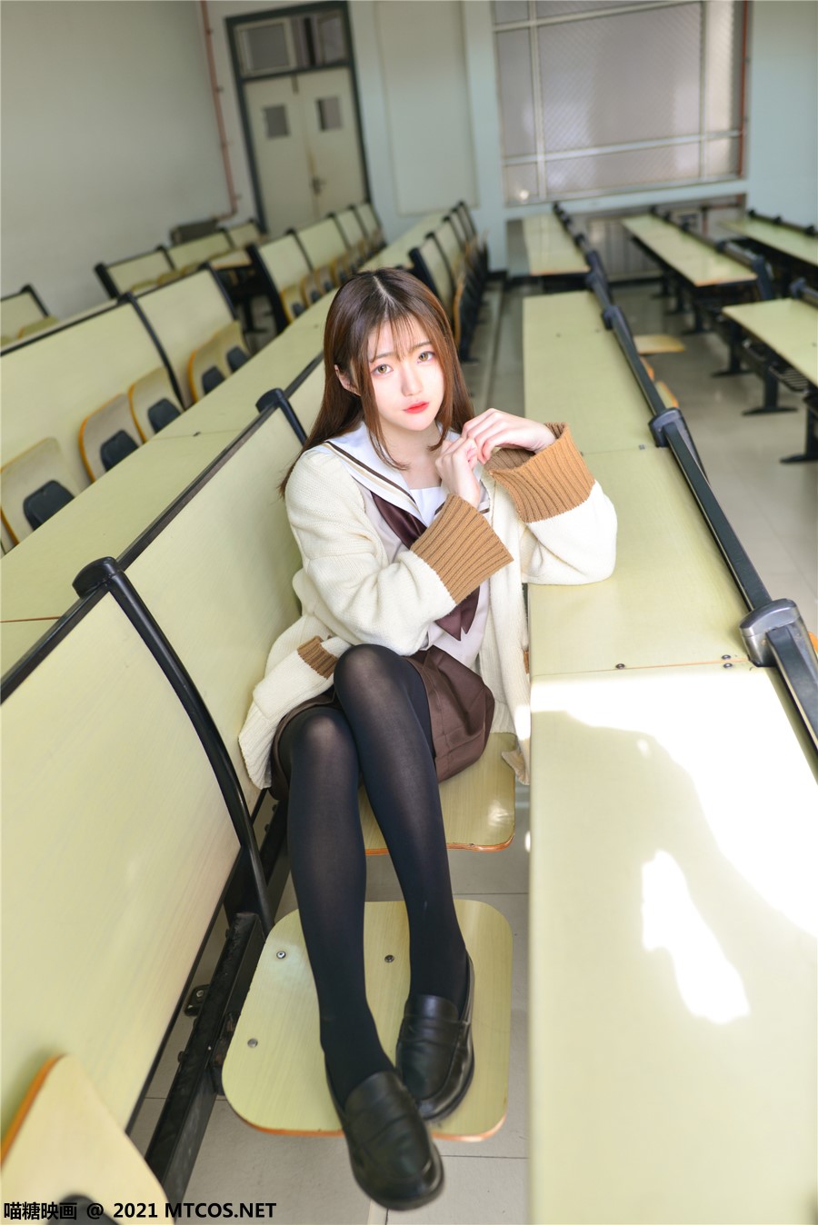 [喵糖映画]VOL.426 校园JK学妹 [32P/756MB]