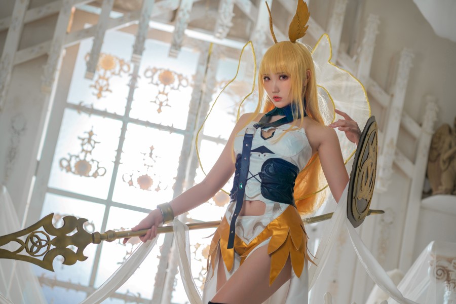 瓜希酱 – 瓦尔基里 [12P/50MB]