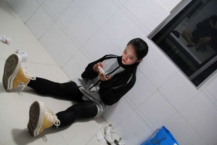 [最爱帆布鞋]ZAFBX-017 [124P/3V/1.27GB]