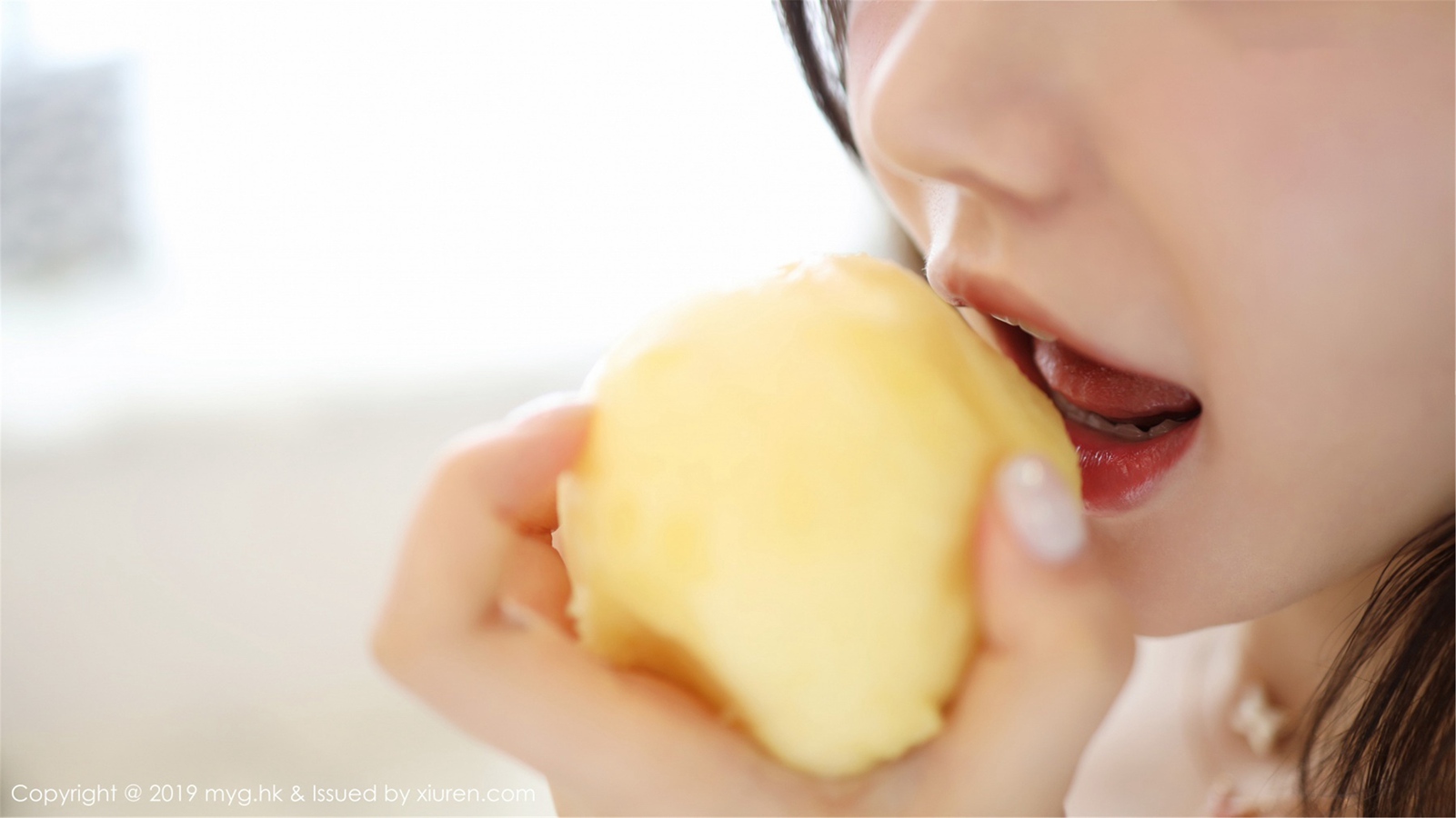 [MyGirl美媛馆]MYG20190717VOL0371 2019.07.17 VOL.371 颜值清甜靓丽肌肤雪白细腻 糯美子Mini[88+1P/156M]