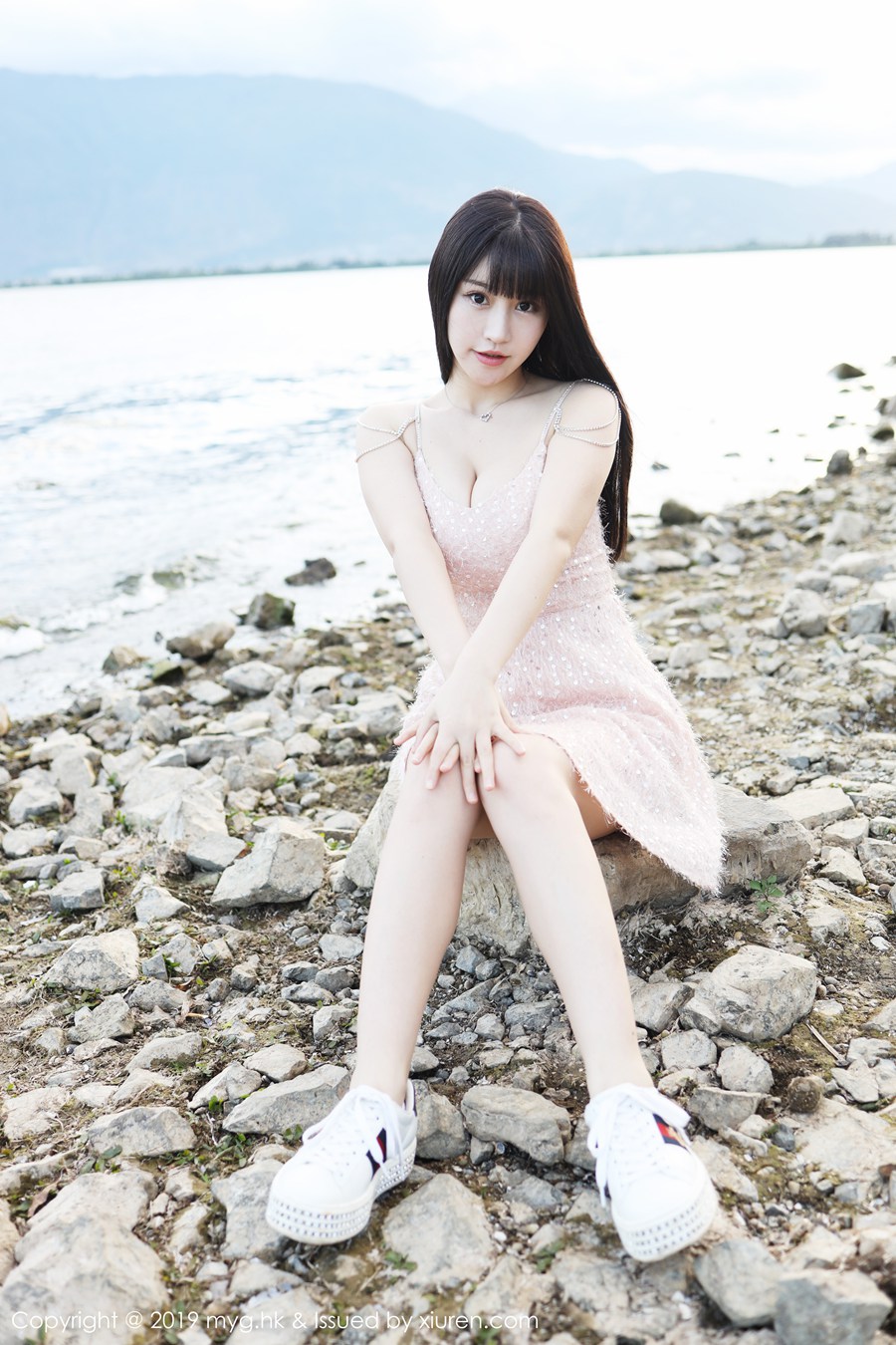 [MyGirl美媛馆]MYG20191106VOL0403 2019.11.06 VOL.403 精致镂空情趣内衣与筒袜 Flower朱可儿[40+1P/145M]
