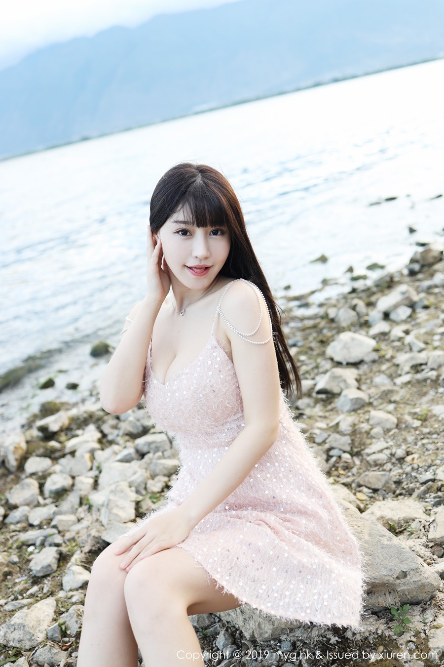 [MyGirl美媛馆]MYG20191106VOL0403 2019.11.06 VOL.403 精致镂空情趣内衣与筒袜 Flower朱可儿[40+1P/145M]