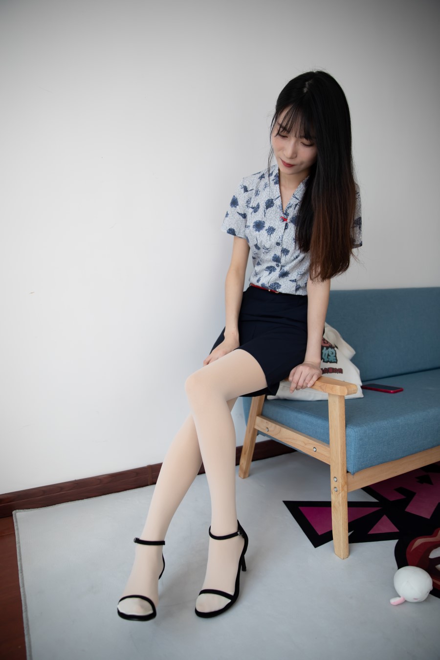 物恋传媒 NO.707 猫耳-一生风雨半程尘[187P/1V/3.89GB]