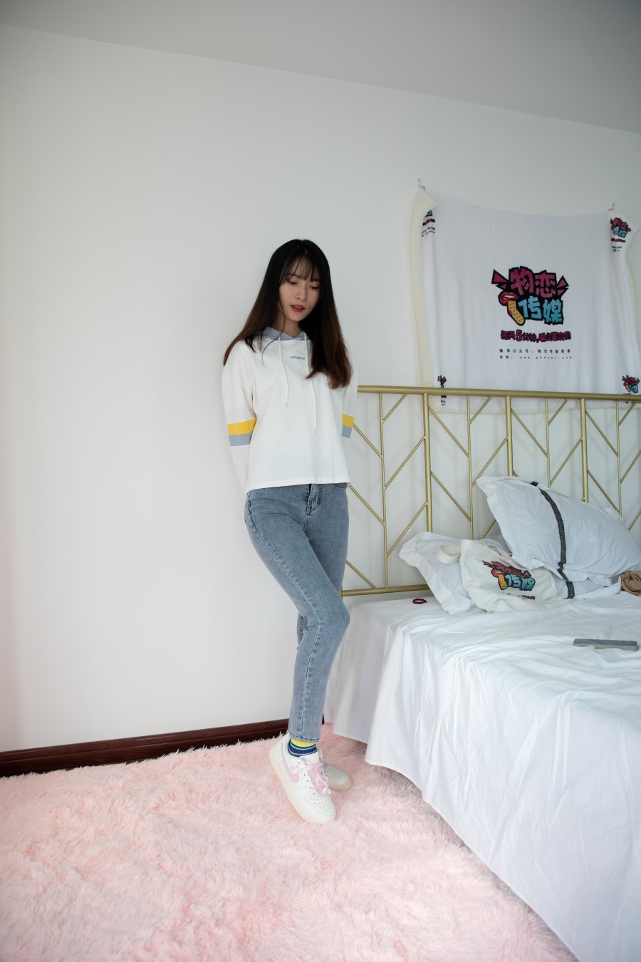 物恋传媒 NO.711 猫耳-奔跑的海[155P/1V/4.12GB]